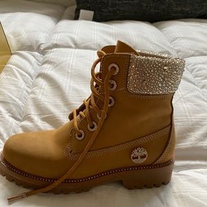 Jimmy Choo Timberland! Limited edition! Size 7